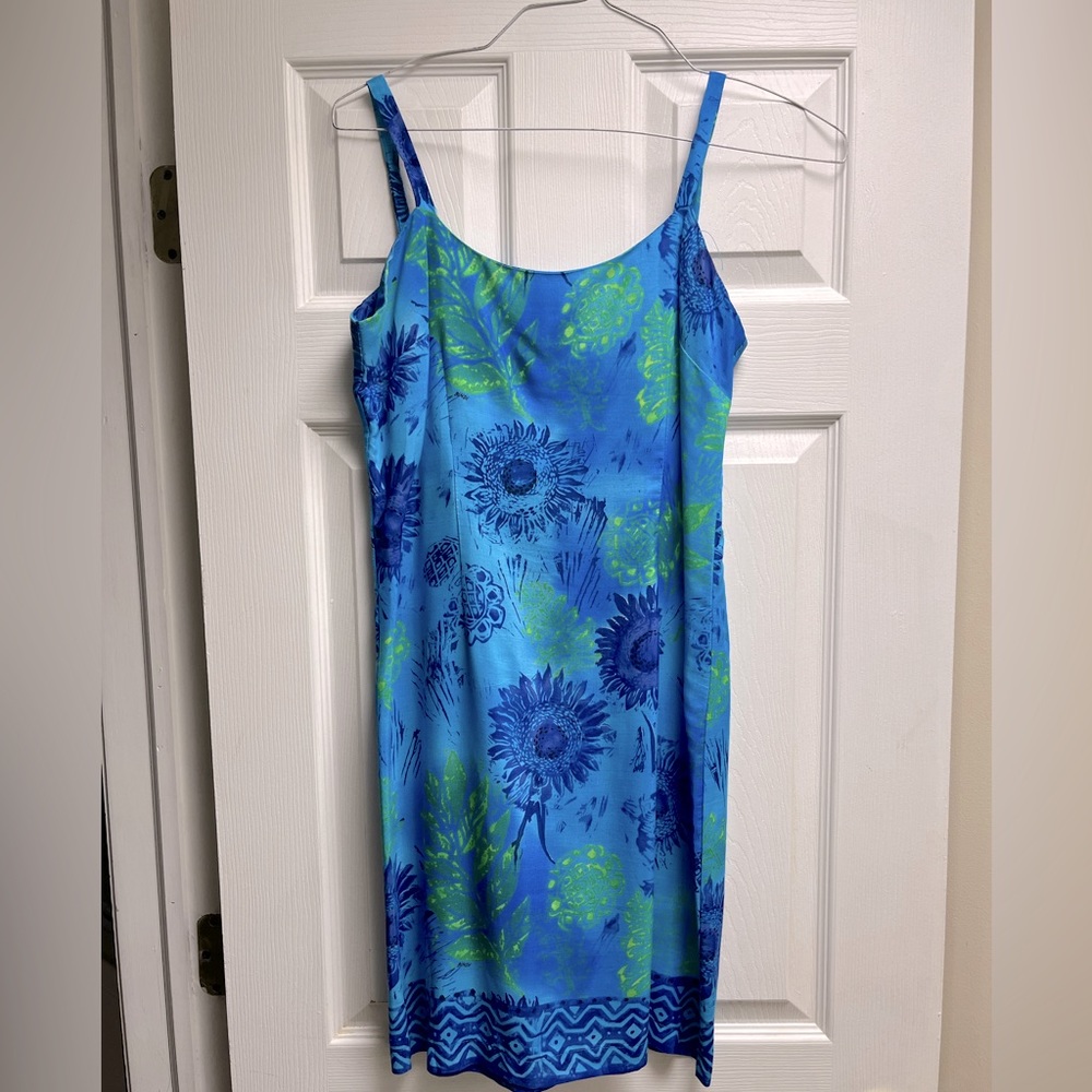 Bindi Medium sun dress, about knee length